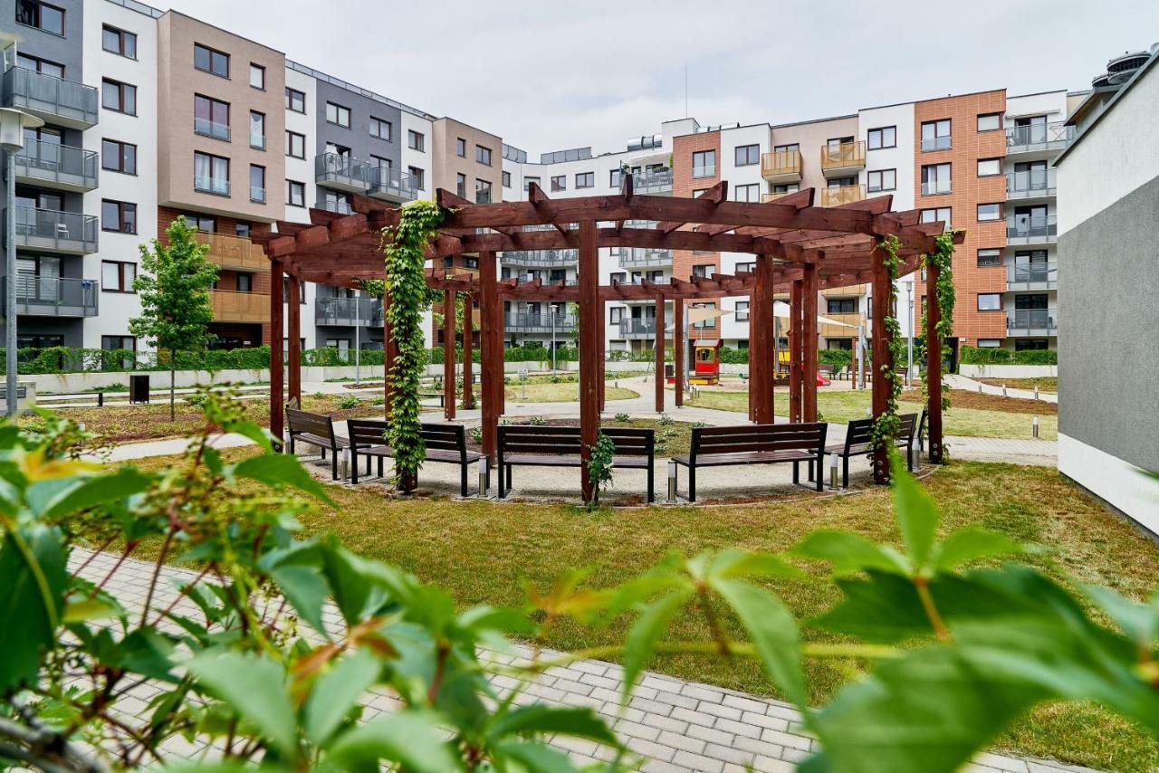 Apartment Swistackiego With Free Garage Wroclaw By Renters Exteriér fotografie