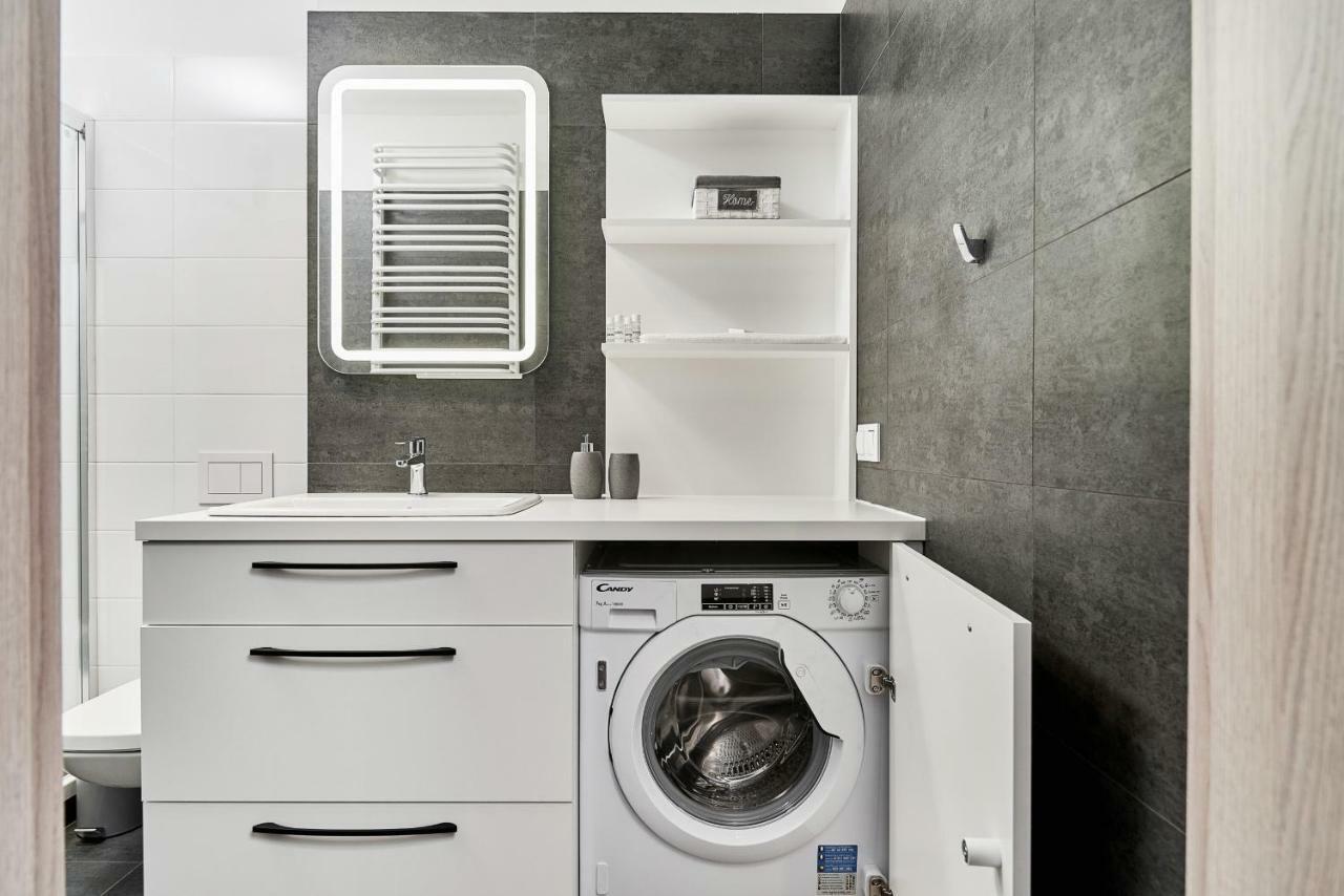 Apartment Swistackiego With Free Garage Wroclaw By Renters Exteriér fotografie